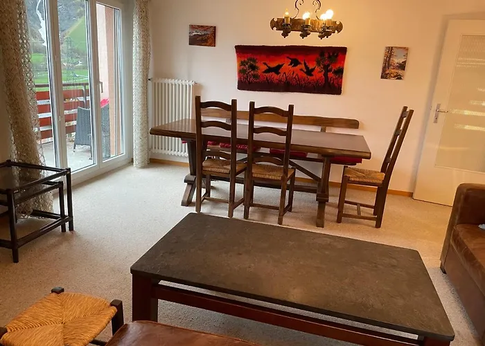 Ideally Located 3.5 Rooms Flat