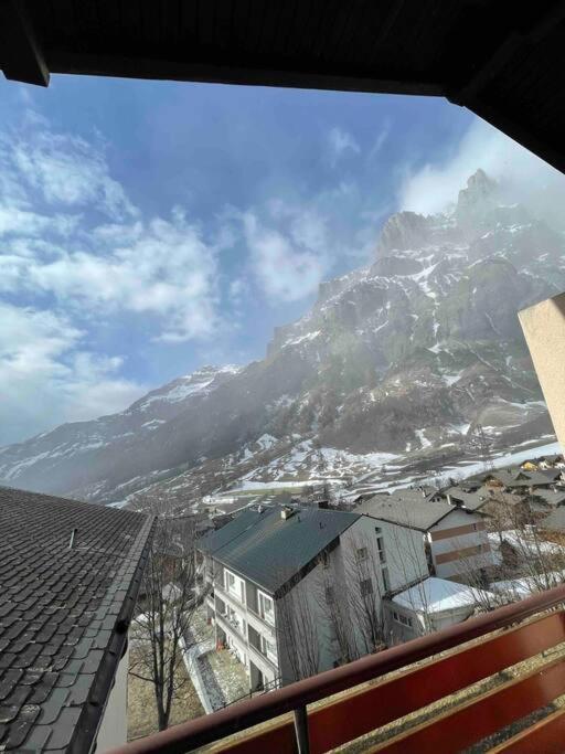 Ideally Located 3.5 Flat Apartment *