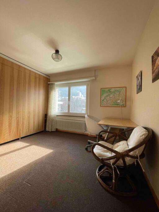 Apartment Ideally Located 3.5 Flat