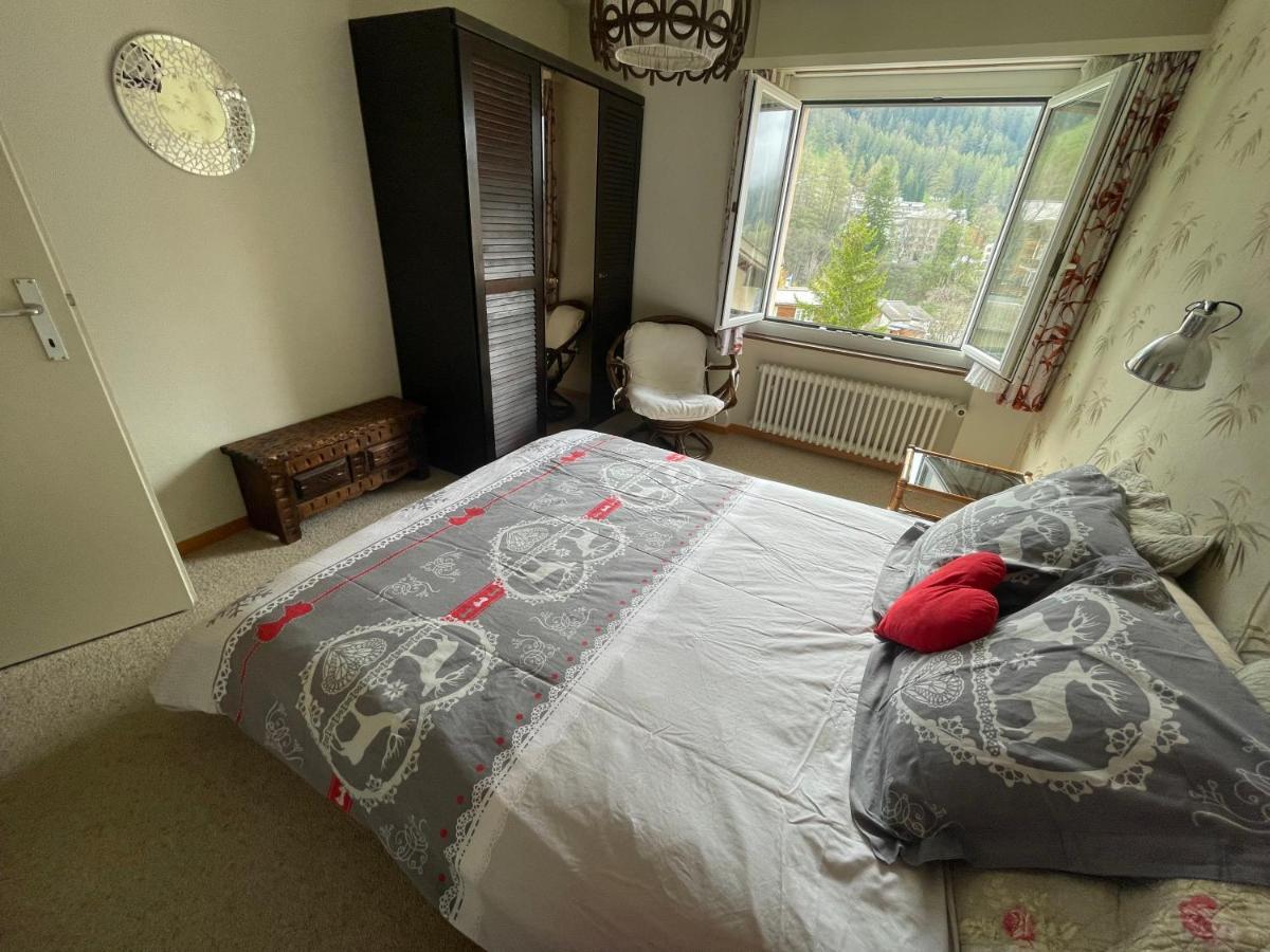 Ideally Located 3.5 Flat